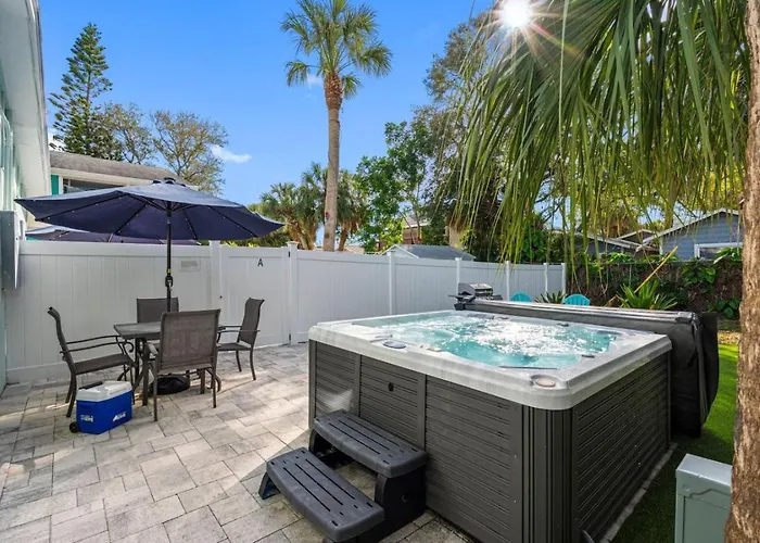 Country house August Deals Pet Friendly And Hot Tub B *